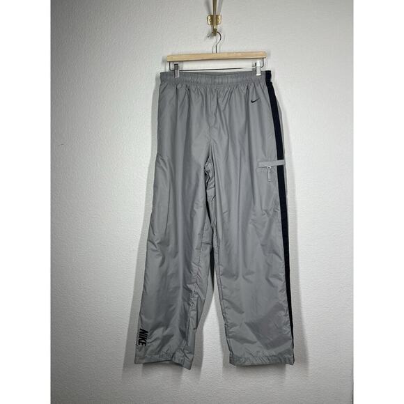 Nike Men’s Lined Windbreaker Track Pants Large Grey Side Stripe Logo Y2K - Picture 1 of 5